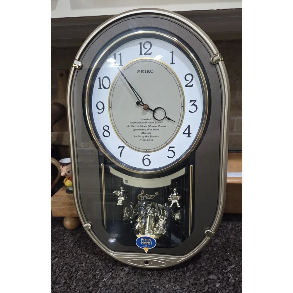 Seiko Melodies in Motion Wall Clock Vintage Model QXM329NRH New Without Box
